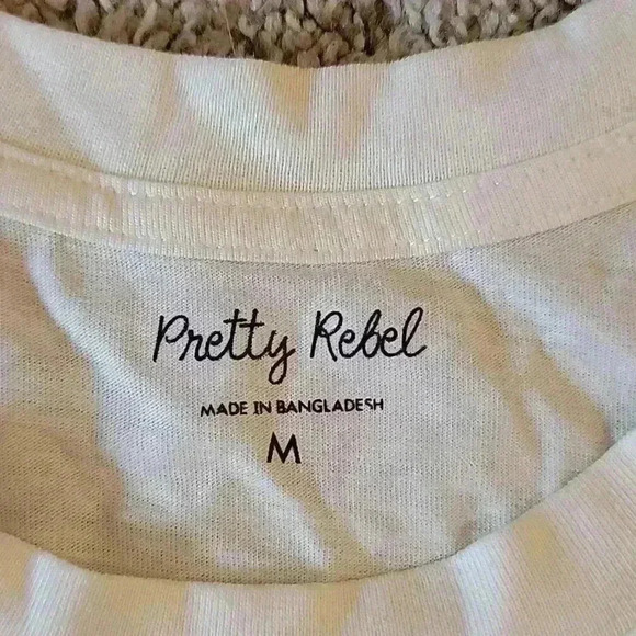 Positive Mind Crop Top Pretty Rebel Size Medium ✨️ - Picture 3 of 4